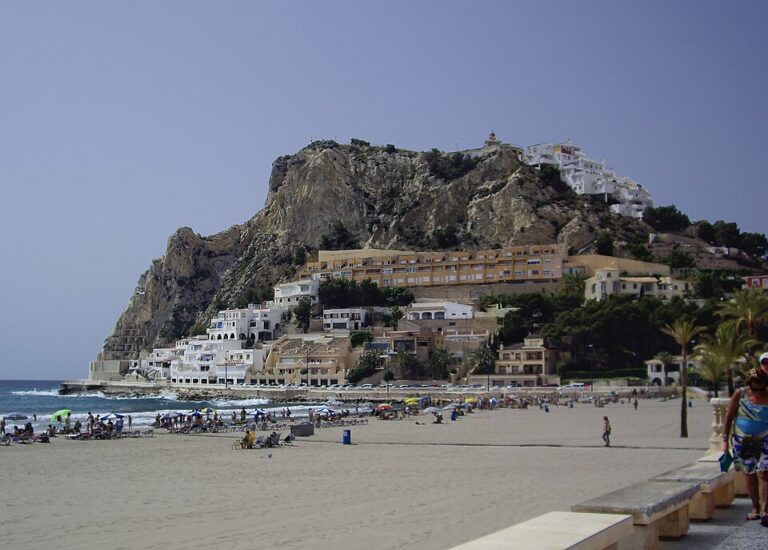 Zandbaai van Cala de Finestrat