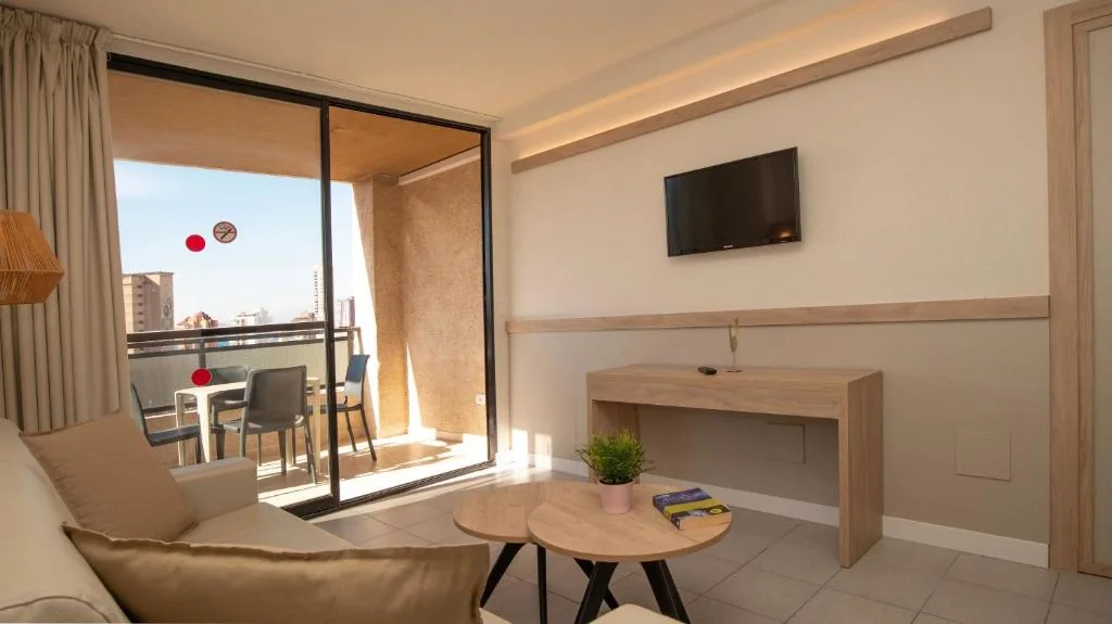 Dynastic Rooms Apartments
