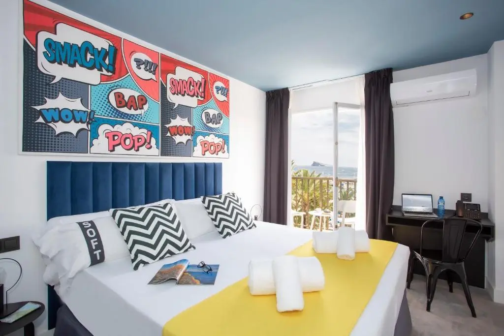 Casual Pop Art Benidorm by Casual Hoteles