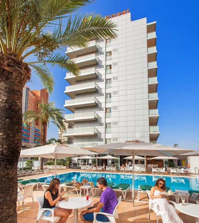 Hotel RH Royal – Recommend for adults